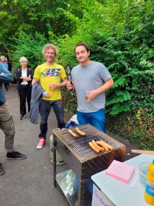 Der fleißige Grillmeister